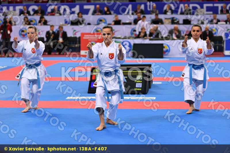 Turkey Turkey Turkey U21 kata team female Unsu < LRBarcodes