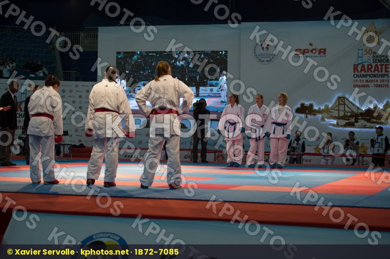 Croatia female finals kumite Russian Federation team