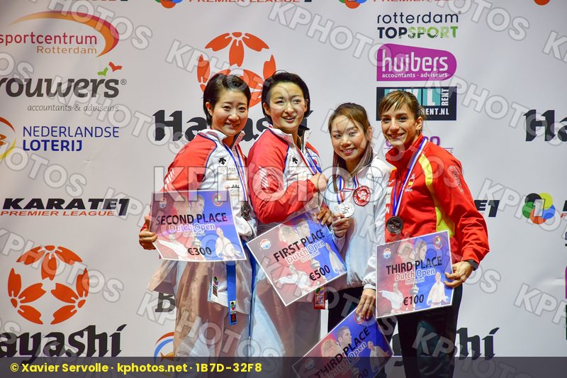 Female Kata Hong Kong Japan Lau Mo Sheung Grace Ono Hikaru podiu