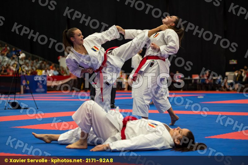 cadet female France Junior Kata team