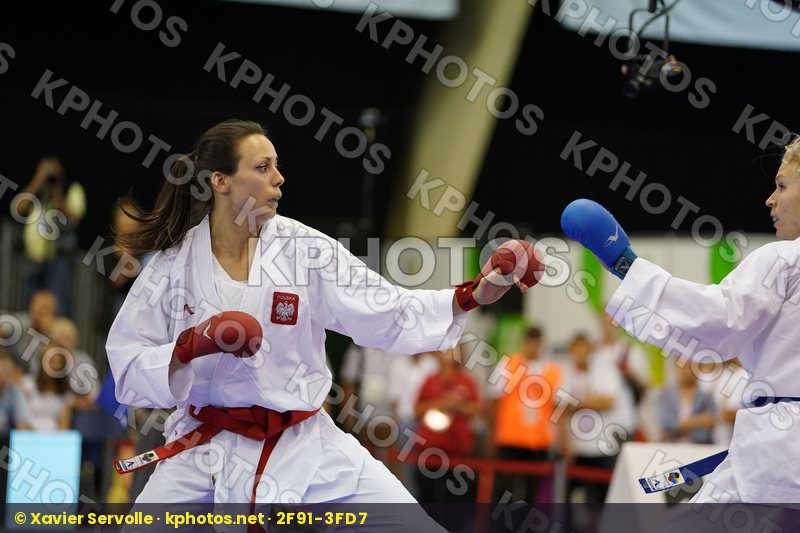bronze match Female Kumite -61kg Gradowska Justyna Poland Slovakia Suchankova Ingrida