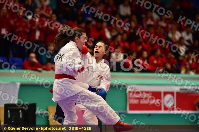 -48 kg Adidas Bourcois Aurore female finals france junior kumite