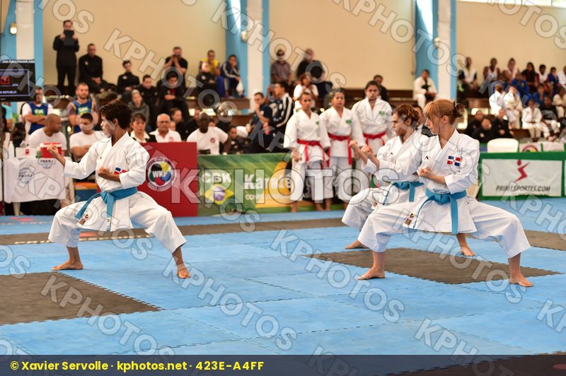 Dominican Republic Female final kata team