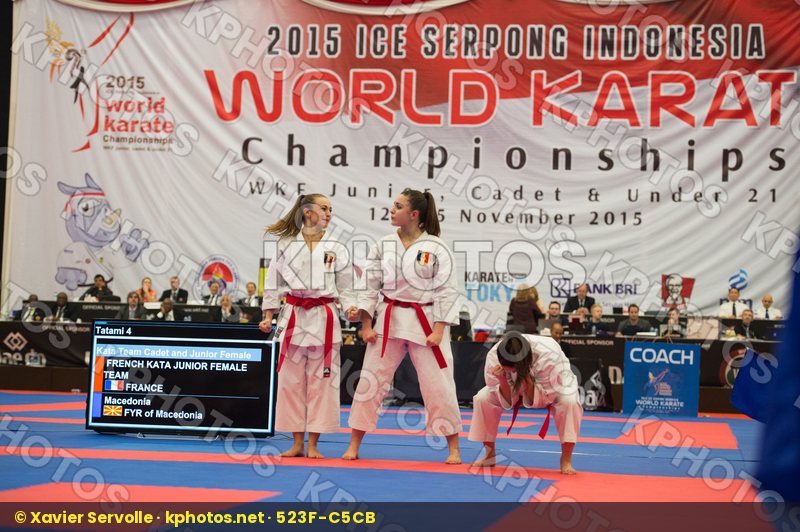 cadet female France Junior Kata team