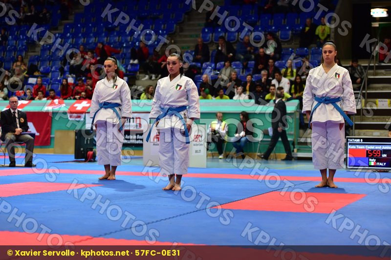 female finals italy junior kata team