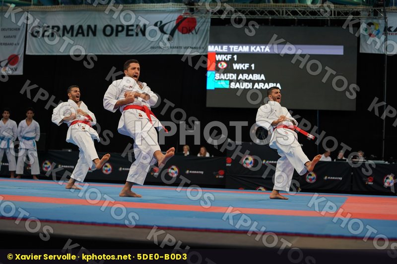 Male team kata Unsu Wkf 1