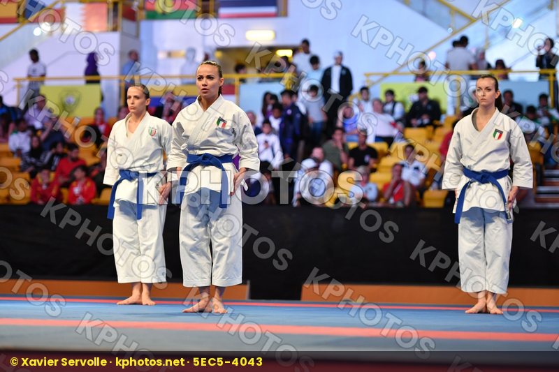 Female team kata Italy Paiku