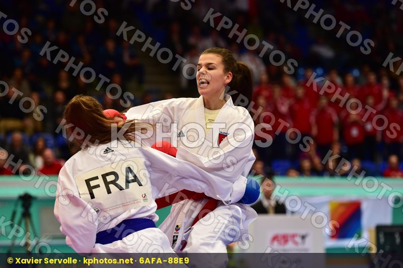 -48 kg Adidas Bourcois Aurore female finals france junior kumite