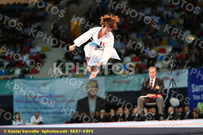Female kata France Scordo Sandy Unsu