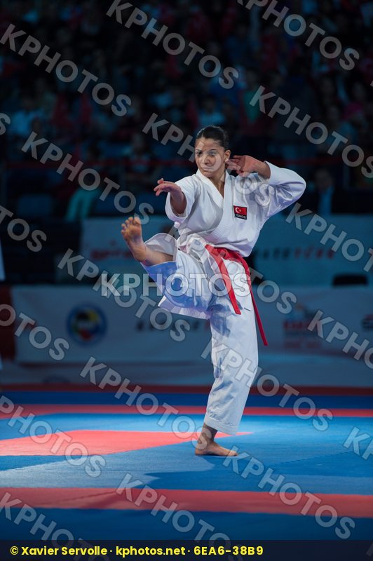 Bozan Dilara female finals kata kumite Turkey