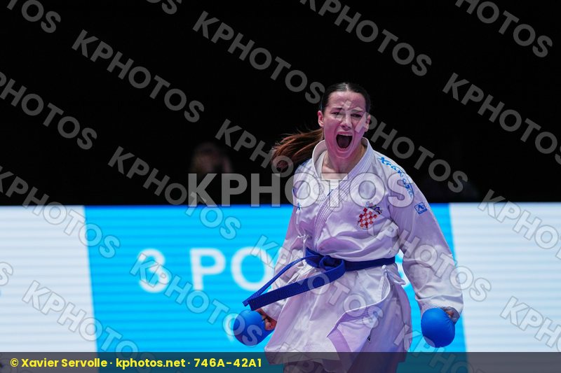 PERFETTO ERMINIA (ITALY) vs SGARDELLI EMA (CROATIA) in Female Kumite -50 Kg - Final Bout