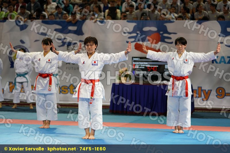 Female Team kata Japan