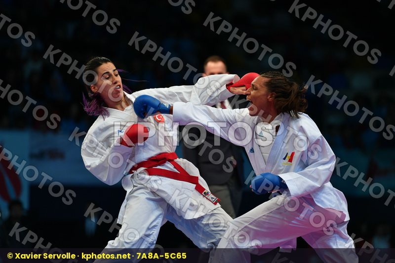 Female kumite 68+ kg Florentin Anne laure France Hocaoglu Meltem