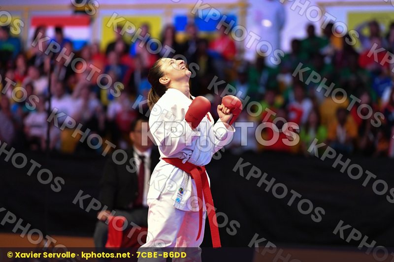 Bas Sevil Female kumite -50 kg < LRBarcodes Indonesia Sari Sruni