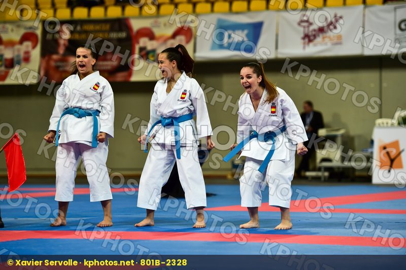 Cadets et Juniors DaeDo Female Kata Spain team