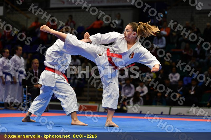 Female Kata Team France Kanku Sho