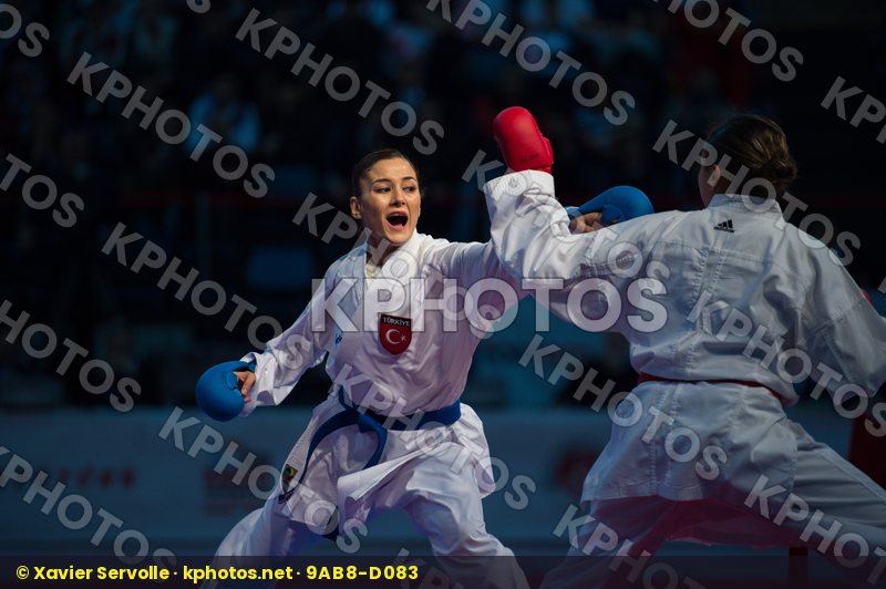 -55 kg finals kumite Thouy Emilie Turkey Yakan Mehmet