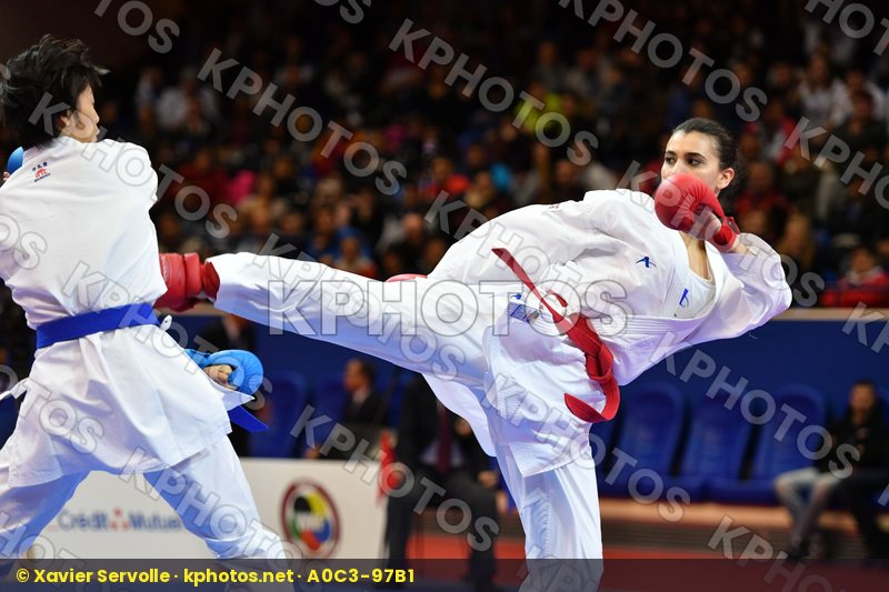 Canada China Female kumite -61 kg Jumaa Haya Yin Xiaoyan