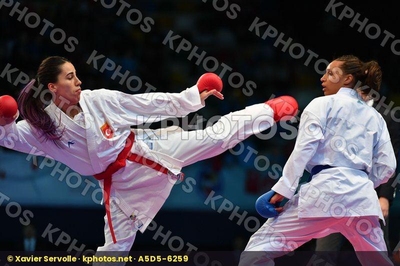 Female kumite 68+ kg Florentin Anne laure France Hocaoglu Meltem