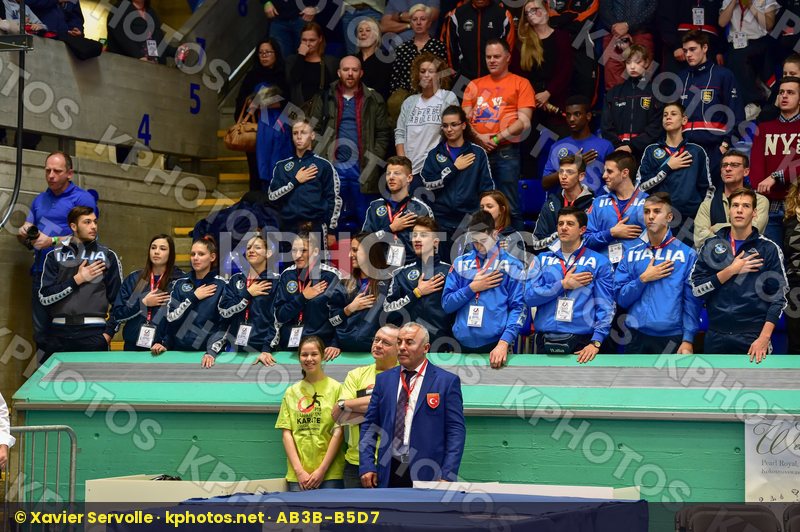 finals italy junior supporter