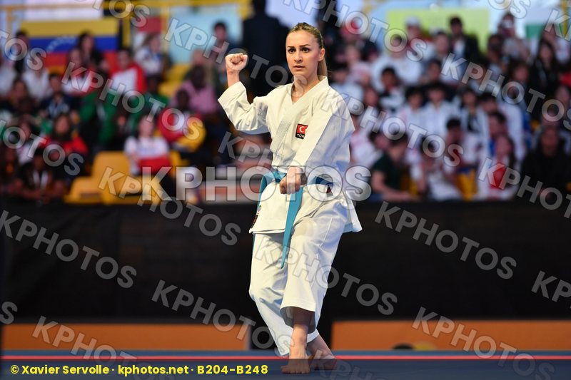 Female kata Kusmus Rabia Turkey