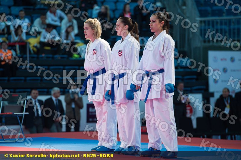 Croatia female finals kumite team