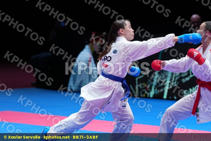 PERFETTO ERMINIA (ITALY) vs SGARDELLI EMA (CROATIA) in Female Kumite -50 Kg - Final Bout