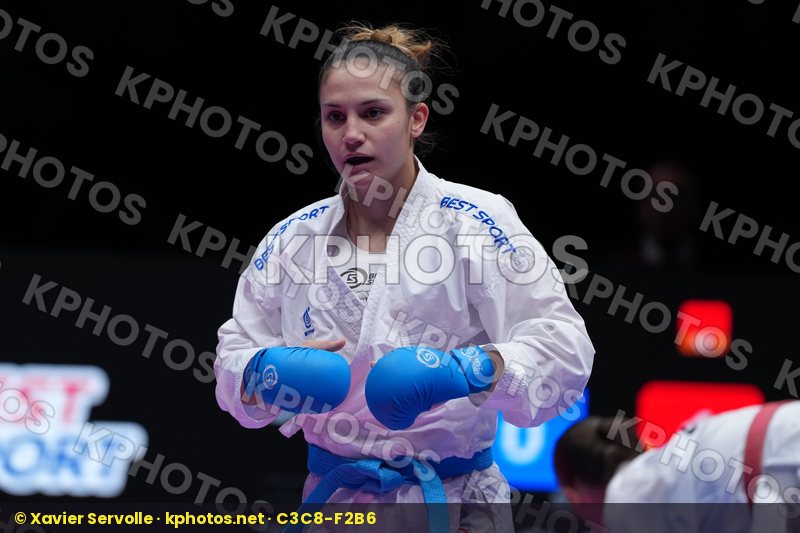 KVASNICOVA NINA (SLOVAKIA) vs GORANOVA IVET (BULGARIA) in Female Kumite -55 Kg - SemiFinal Bout