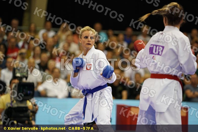 bronze match Female Kumite -50kg Nowakowska Madgalena Ozcelik Serap Poland Turkey