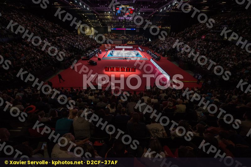 arena public semi-final supporter