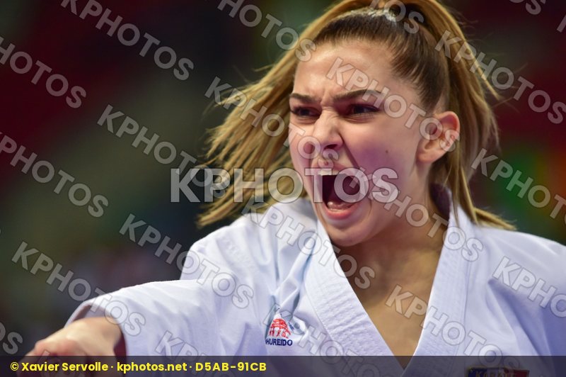Cadet kata female, France, Pons Lea