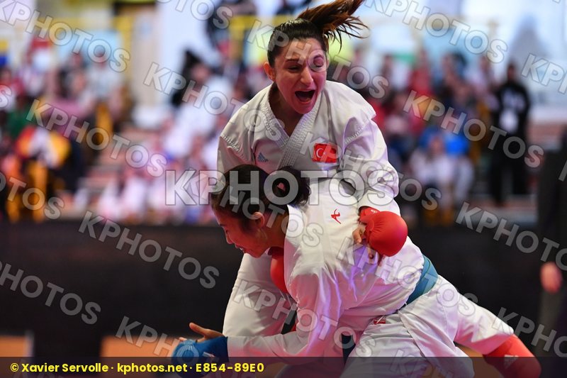 Bas Sevil Female kumite -50 kg < LRBarcodes Indonesia Sari Sruni