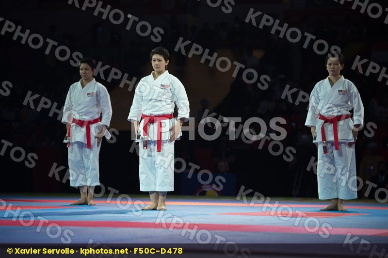 Dubai Female final kata Malaysia team